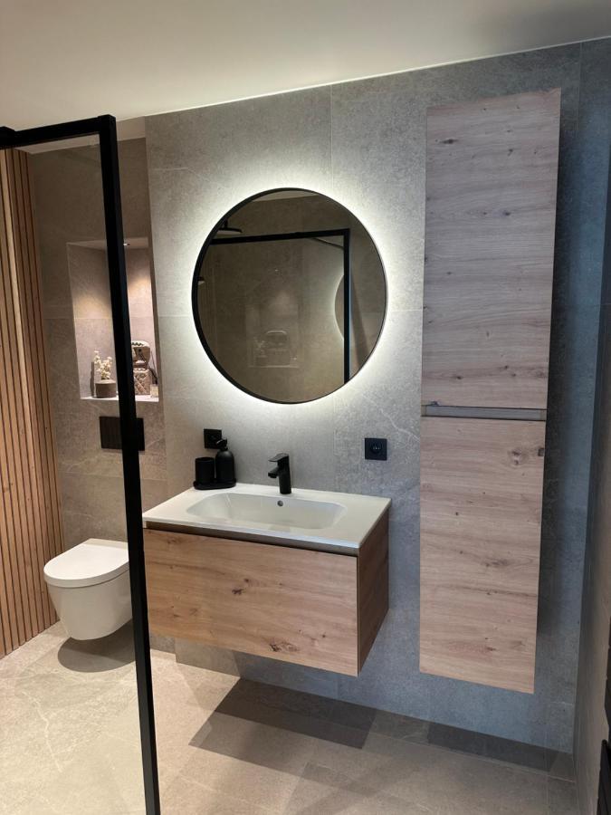 Home Away From Home 奥斯滕德 外观 照片